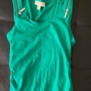Mickael Kors Womens Sleeveless tank top.